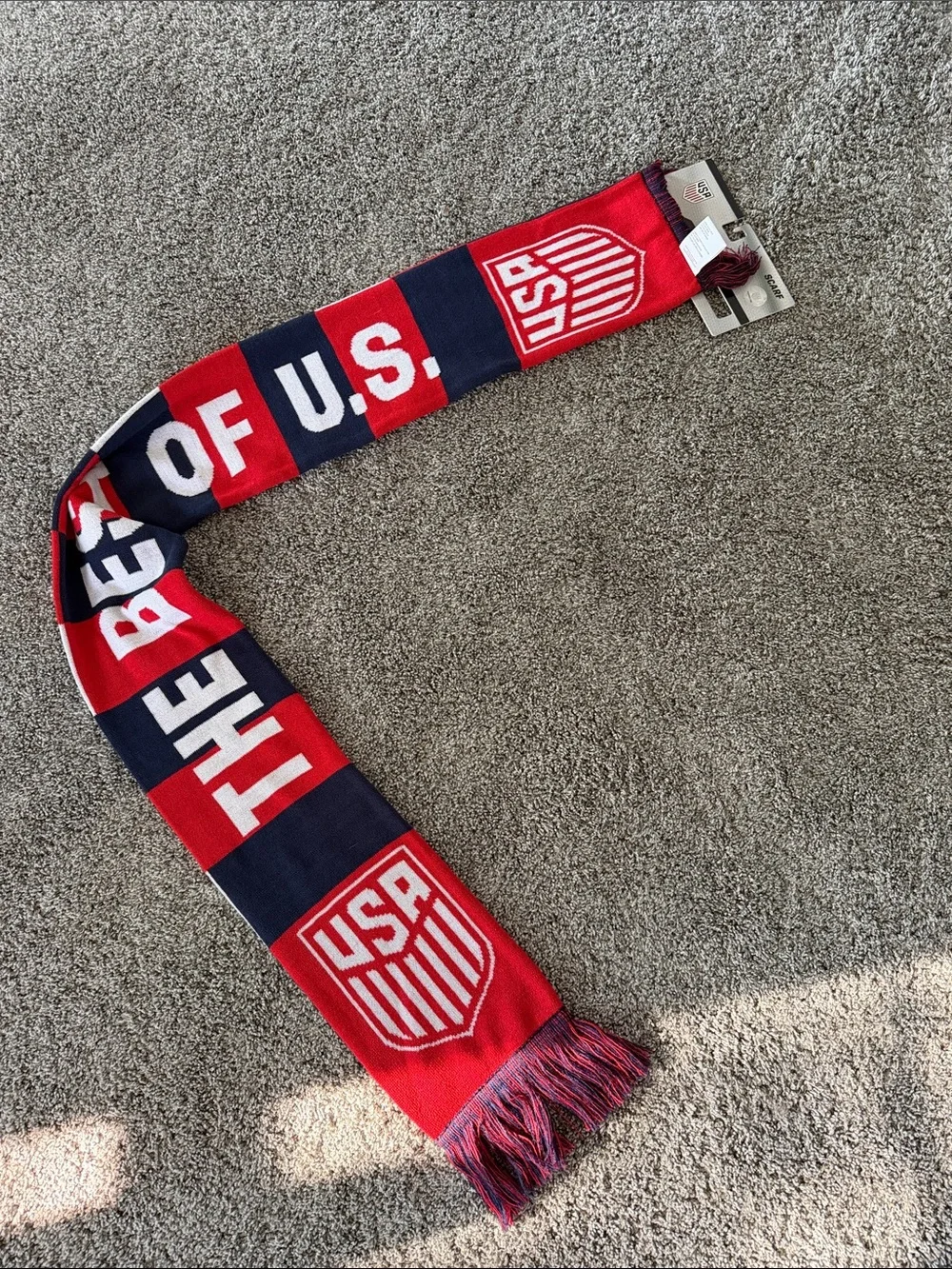 NEW! USA SOCCER “THE BEST OF U.S.” SCARF. UNISEX. ONE SIZE FITS ALL.